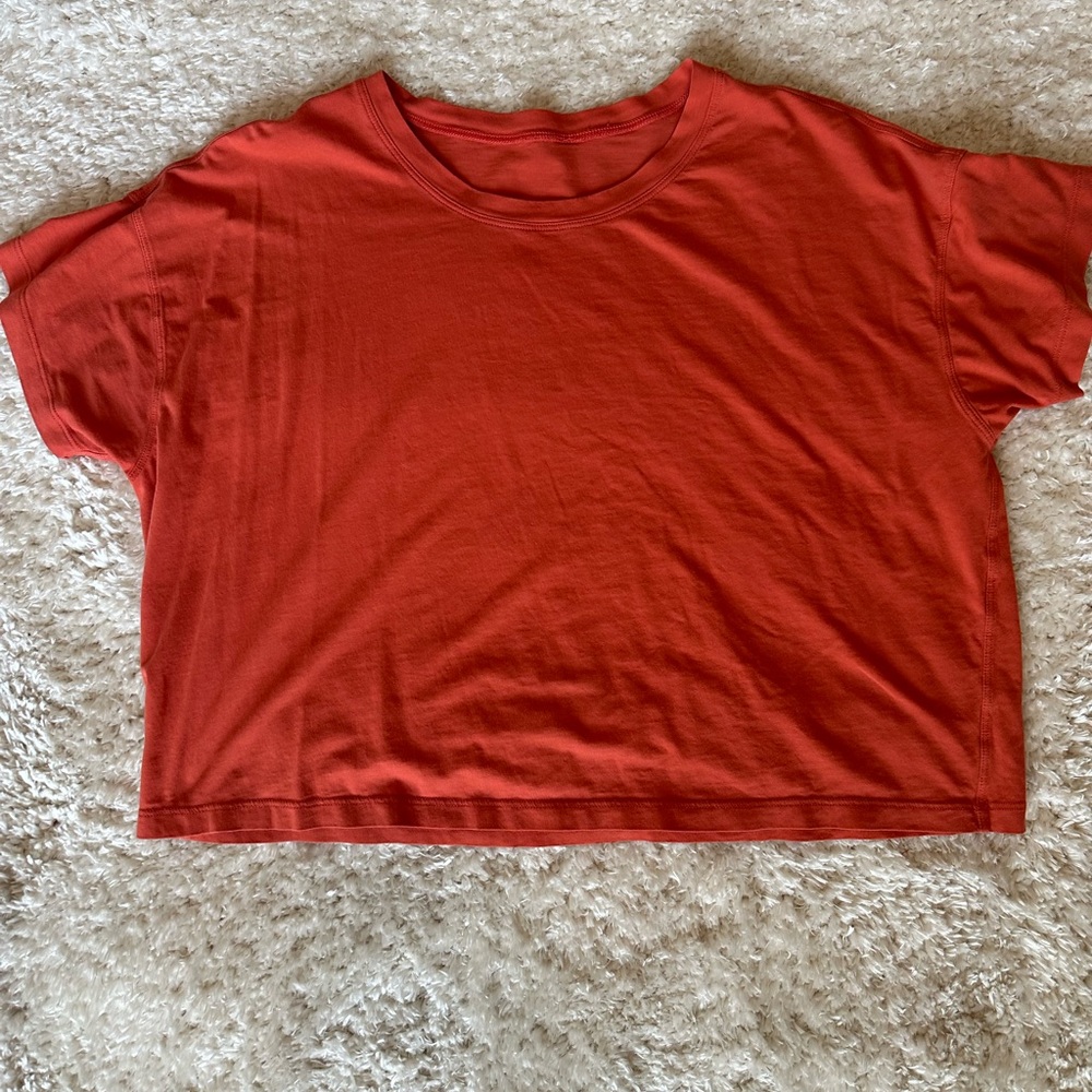 lululemon cropped cate tee